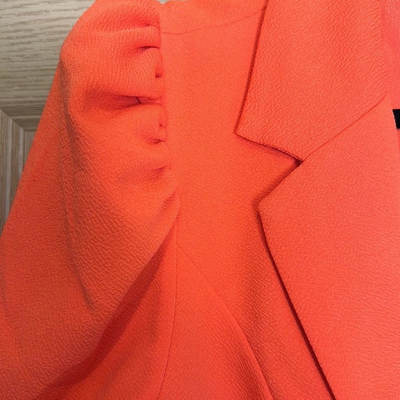 🍁🎃🍁Orange puff sleeve blazer nwot - Picture 3 of 3